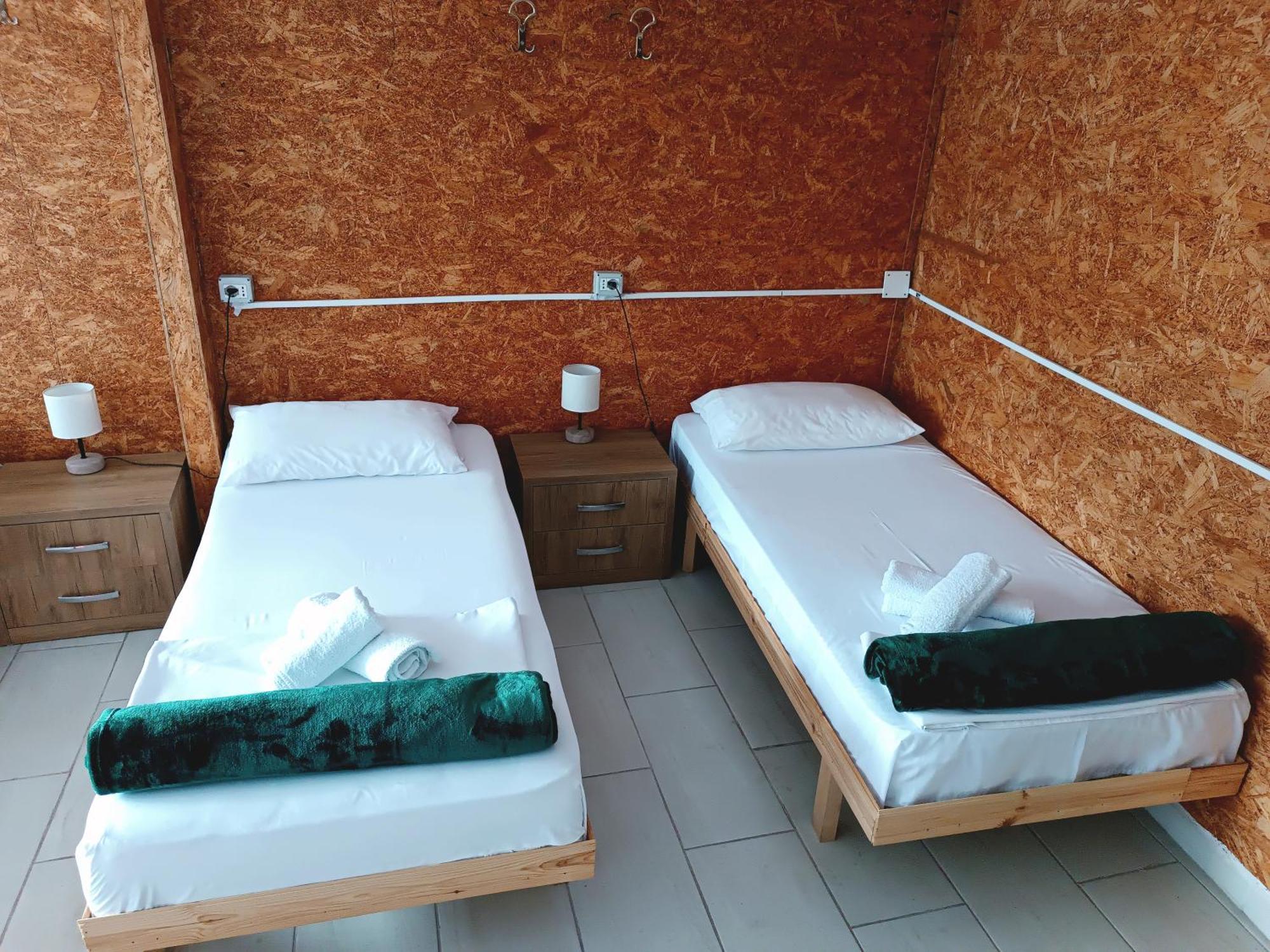 Guesthouse Eva Duplex Apartment Берат Екстериор снимка