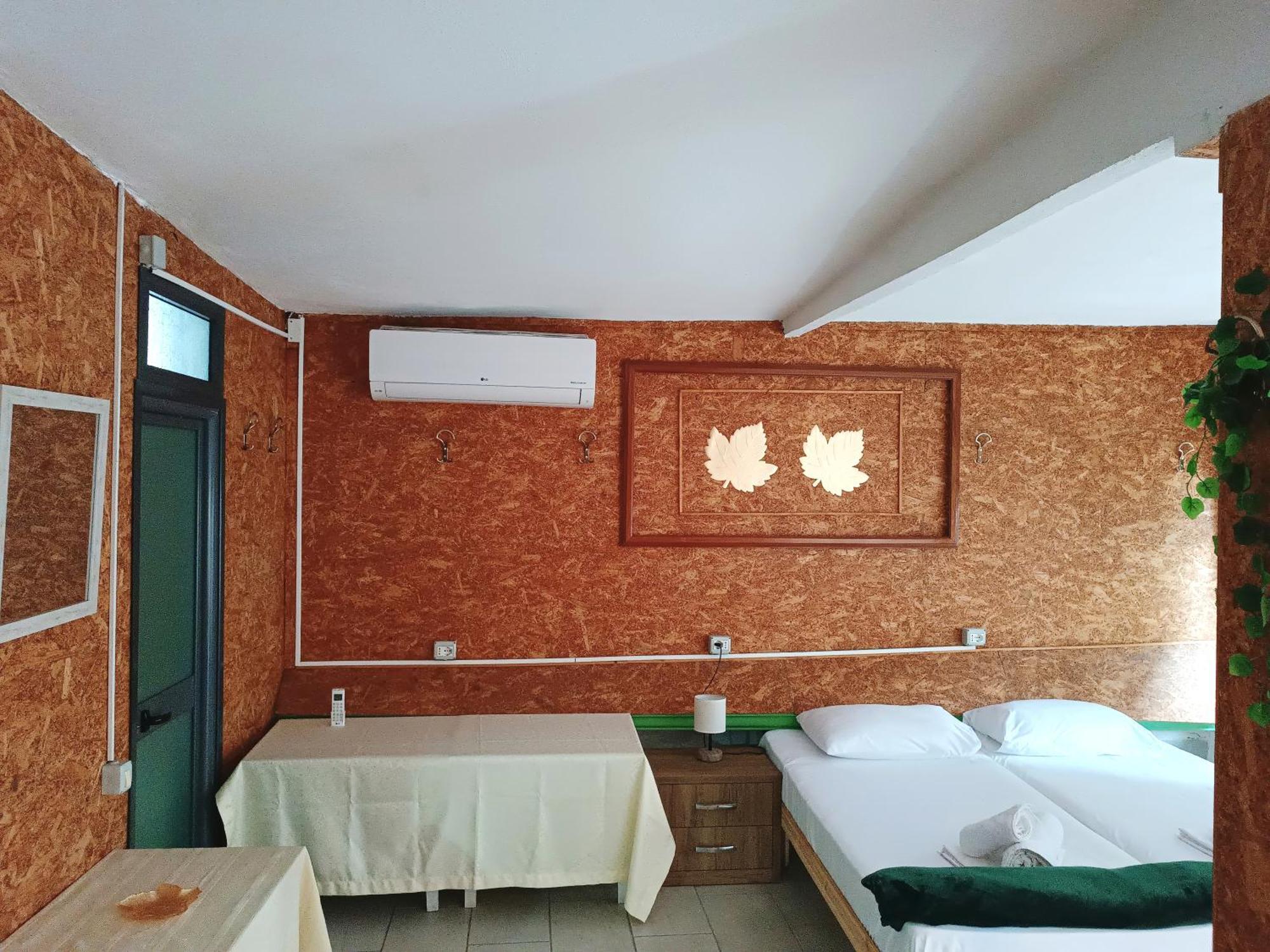 Guesthouse Eva Duplex Apartment Берат Екстериор снимка